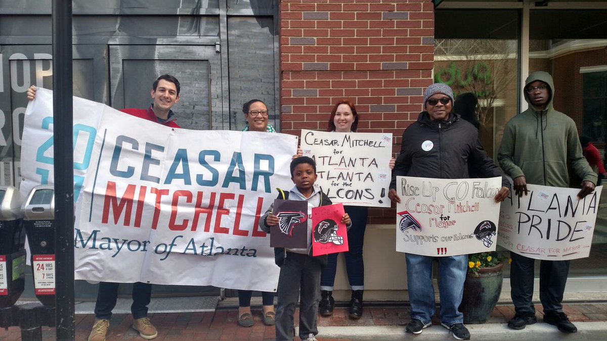 jsmurray's tweet photo. #TeamCeasar is proud to support the @AtlantaFalcons! #RiseUp #Falcons #SuperBowl #GameOn @ceasarcmitchell https://t.co/sdZvqnHkmN