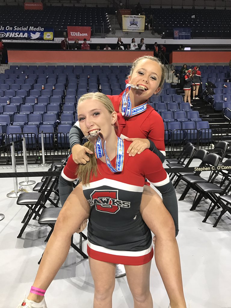 AlyssaManger's tweet photo. There's nothing better then having a cheer family ❤️ #srsvc https://t.co/ujp6H9gHsh