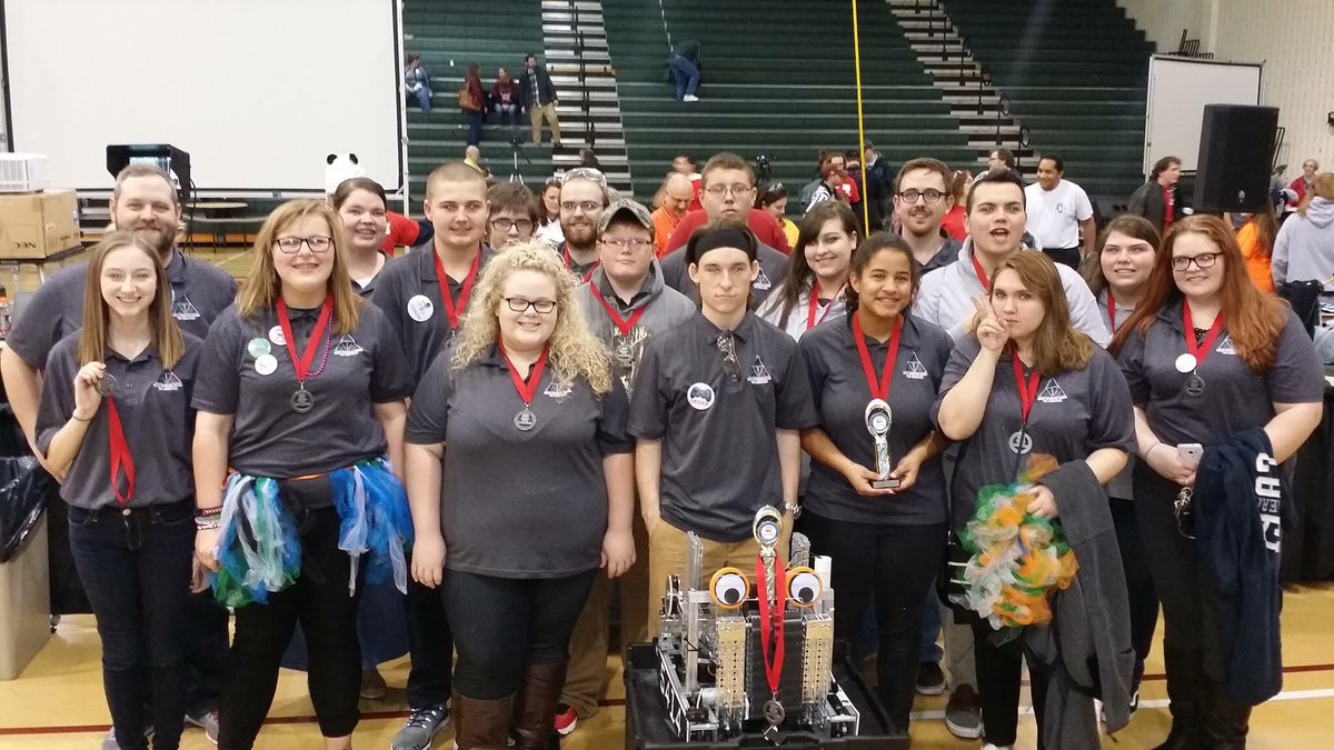 TooRareMakayla's tweet image. WE&apos;RE GOING TO STATE!!! 🎉🤖🥇 #TRIRobotics #TRIRobotics5414 #VirginiaFIRST #FIRSTTechChallenge #FTCswQ