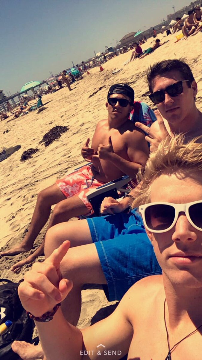 cooperlangston1's tweet photo. Happy birthday to my best friend, I don't know what I'd do without you thanks for being there since day 1 😎❤️️ see you soon 🎉 https://t.co/1smvax4Ui3