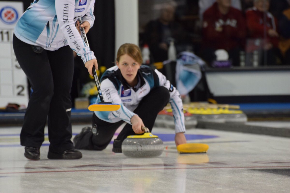StAlbertCurling's tweet photo. .@teamscheidegger with another in the ninth to tie it with @SweetingTeam ! #JiffyLubeABscotties @jackieraecfcw https://t.co/yV9pfmM028
