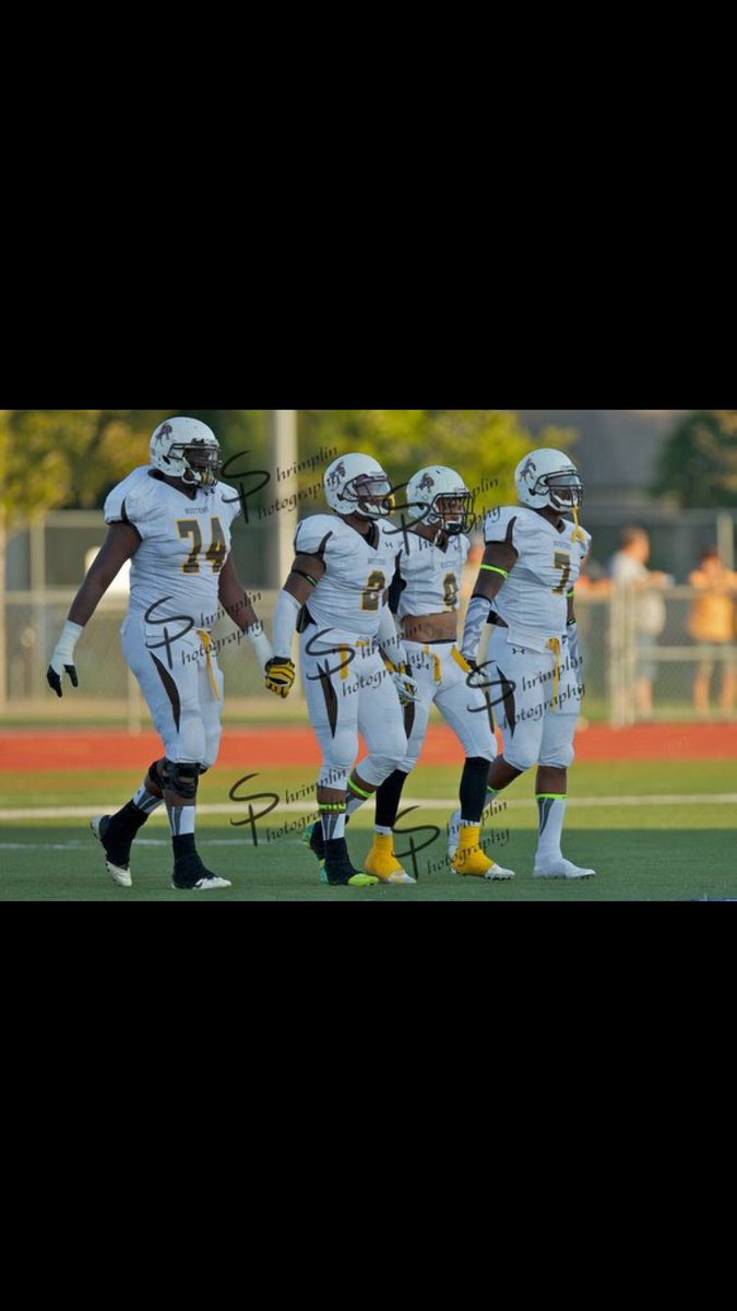 _deswest's tweet image. Officially committing to Garden City Community College ✍🏾