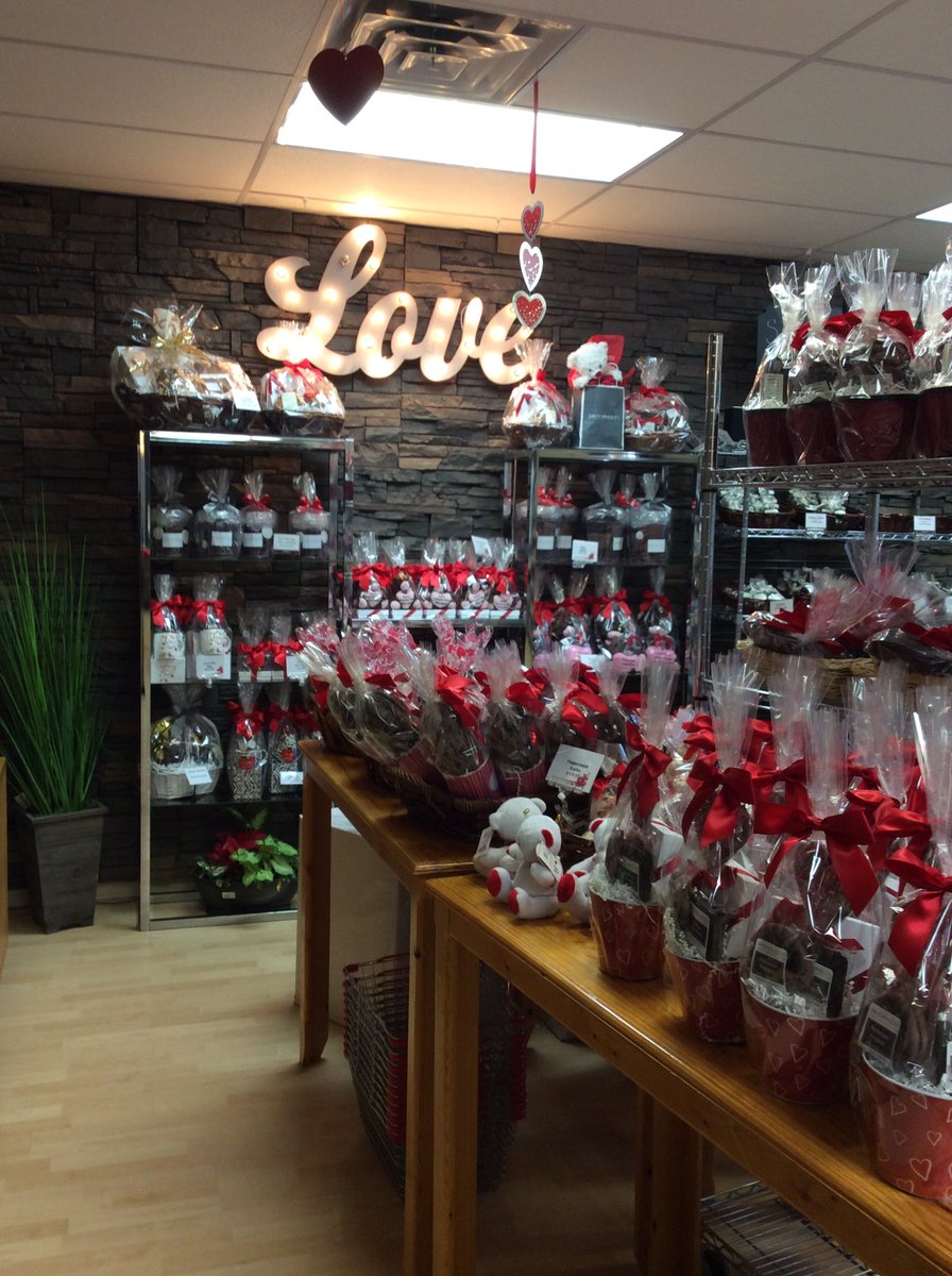 DBCHOCOLATE.COM tweet media