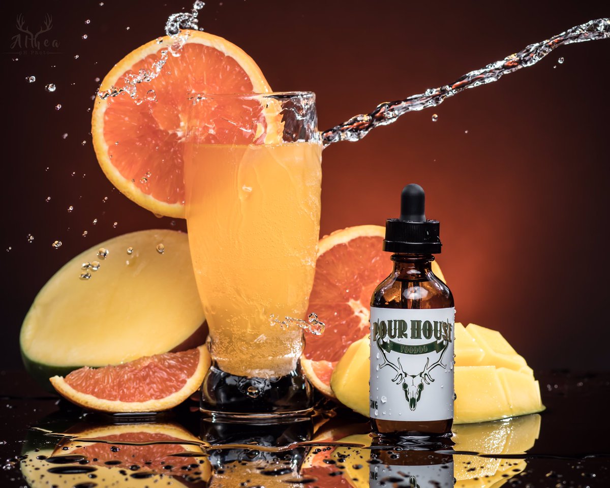 Loving on some Voodoo - our delicious Sweet Orange Mango Tea 🍊🍃 -------------> <a href="/LFNTdistro/">LFNT</a>  📷: <a href="/althea_pH_photo/">Althea_pH_photo</a>