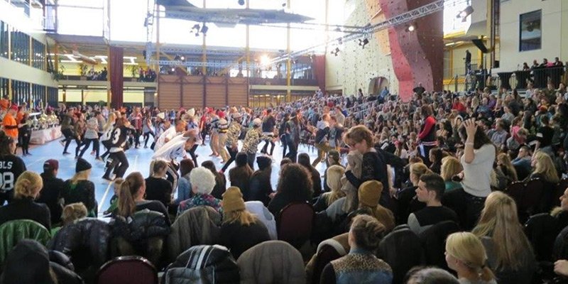 Dit weekend waren de nationale Dutch Open Streetdance en Hip Hop kampioenschappen <a href="/FitlandMill/">Fitland Mill</a> Druk en trots dat dat kan in Mill!