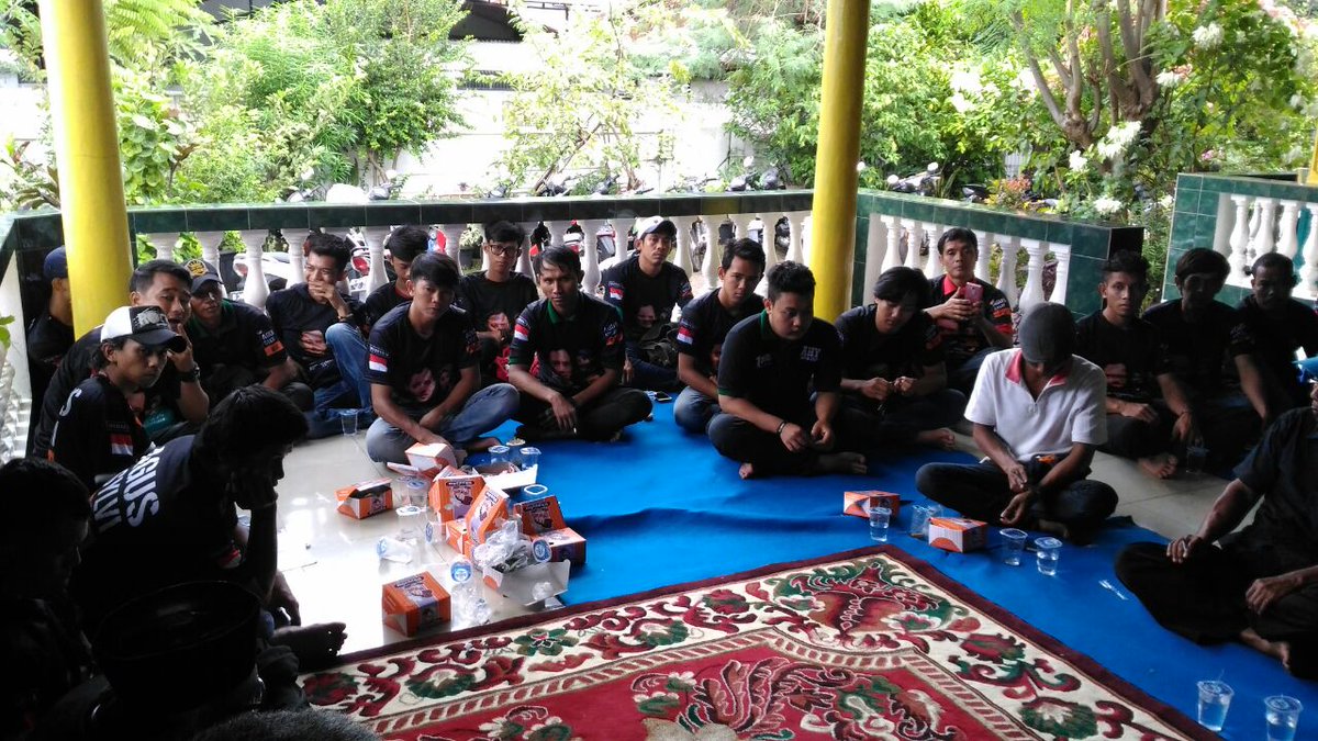 BabeAsli's tweet photo. Hari ini BABE ASLI gerilya di Jakarta Utara untuk merapatkan barisan &amp; menjaga kecurangan disetiap tempt,,,
#JagaAgusSylvi #AgusBersamaUmat https://t.co/ktzDiPMhin