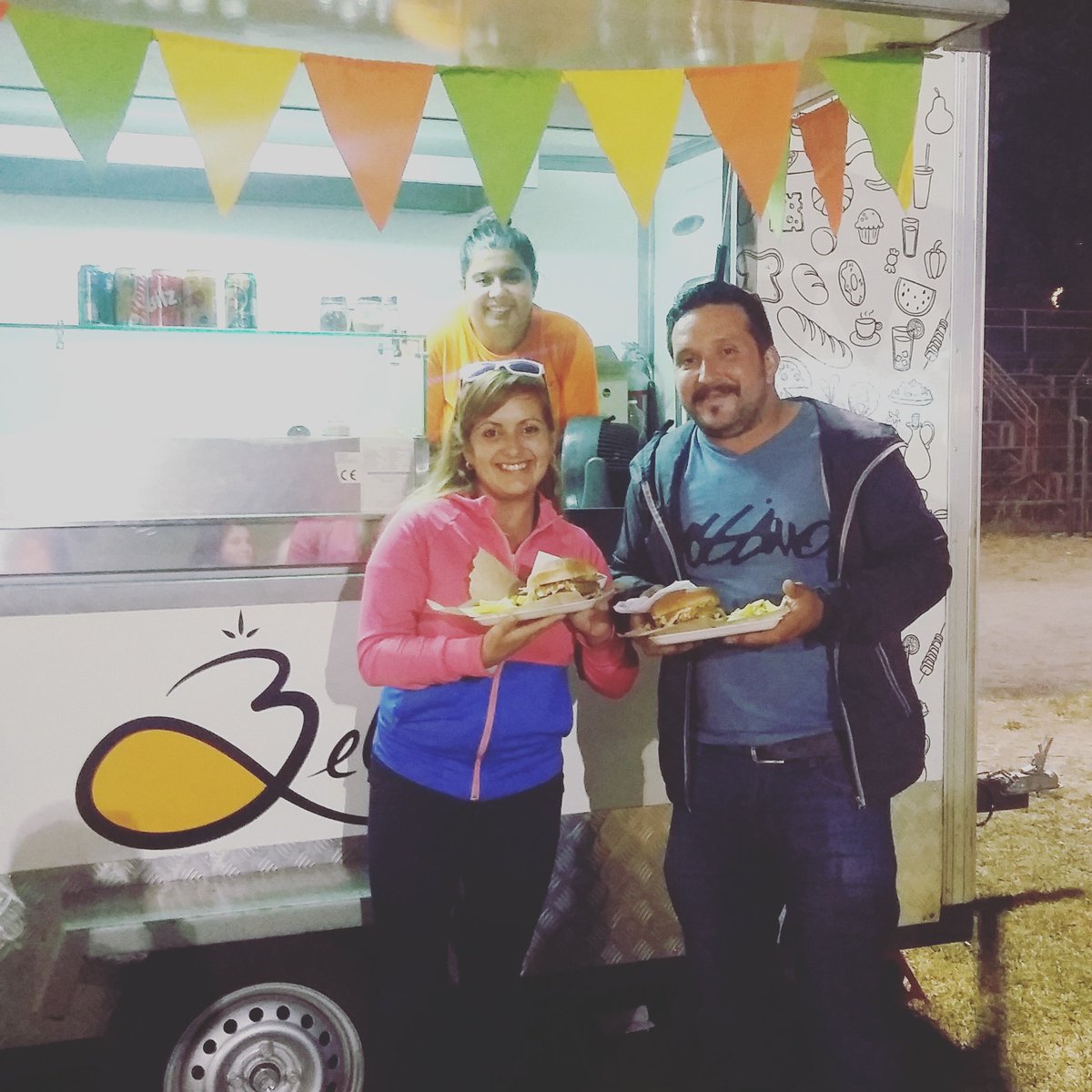 belezaft's tweet photo. Nos encanta hacer felices a nuestros clientes 😆😃😃 https://t.co/M9xfqwlWgy