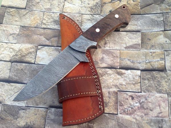 Damascus Steel Hunting Knife
saknives.co.za