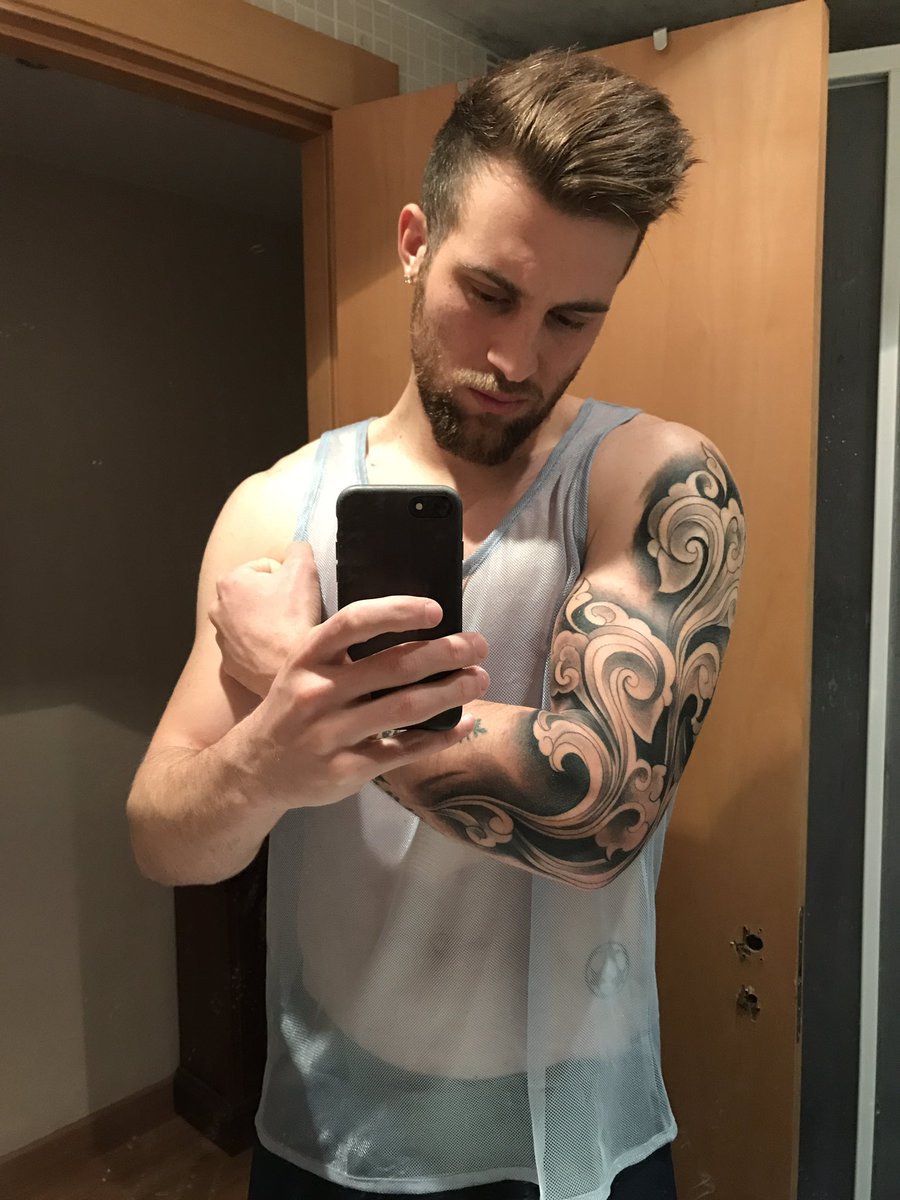 GuidoFTO's tweet photo. Falta la parte de adentro! 😧😁💪🏻🔥 https://t.co/eN2db5aQ8d