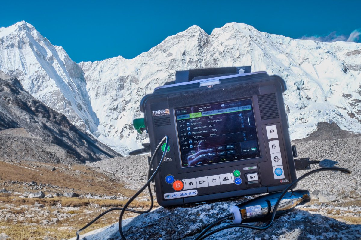 Système de Télé Médecine TEMPUS PRO sur le toit du monde , avec liaison en direct par Satellite !!!