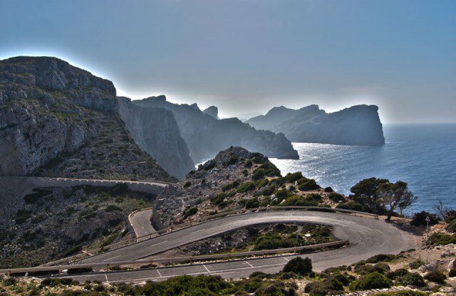For only £450 (+ flights) you could be riding here with us and full support in 4 weeks time. #TrainingCamp #Holiday rgactive.com/travel-camps/m…