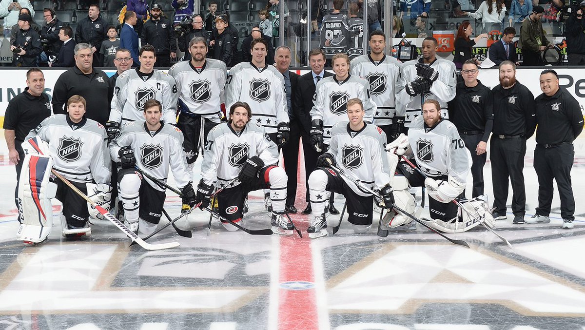 penguins tweet picture