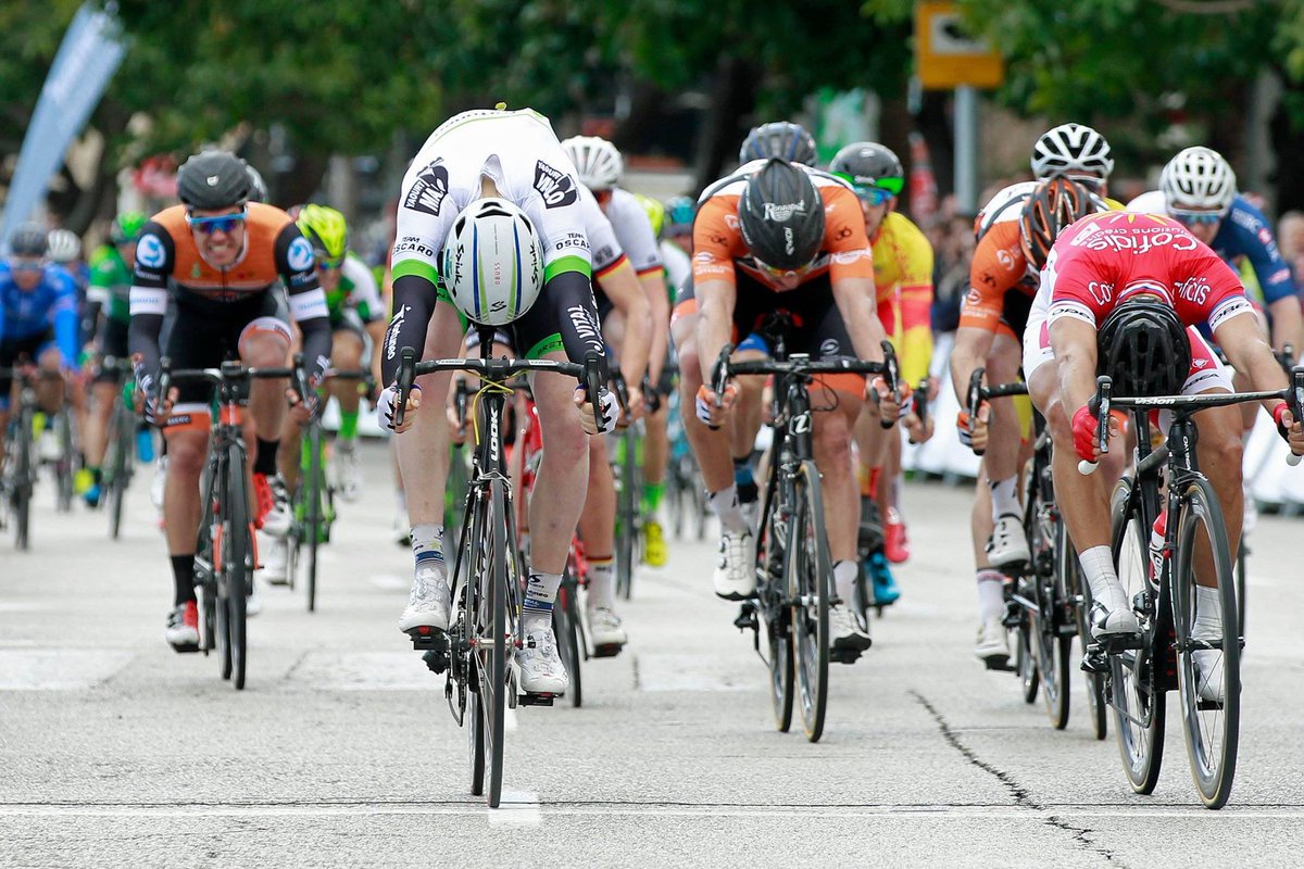 What a team, what a rider! Congrats to <a href="/McLAYDan/">Dan McLAY</a> for your world class victory in <a href="/ChallengeMca/">ChallengeMallorca</a> ! #ArtOfCycling #lookcycle #corima