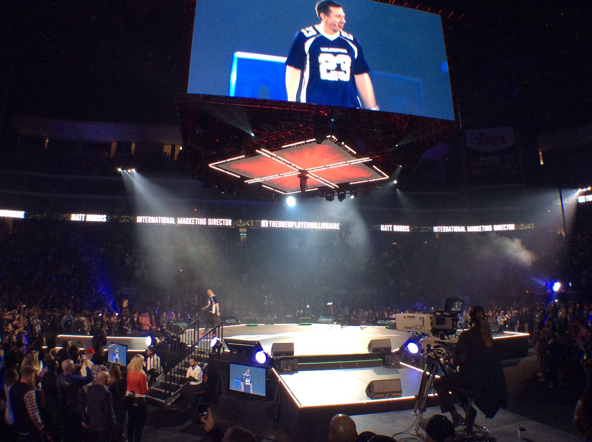 Marsphotoz's tweet photo. #wvsuccess #wvmomentum #mattmorris #gilariverarena Killer moments with Matt Morris today in this jammed packed arena. "I am good enough!" https://t.co/ytfNKJbRQi