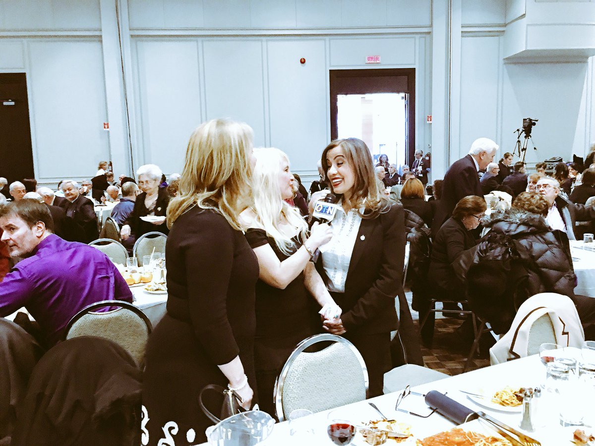 eva_nassif1's tweet image. Au #Saveurs&amp;amp;Traditions" de la #CommunautéHellénique2017. Près de 1400 personnes, en présence de son Exc.Nicolas Sigalas #ConsGén#Grèce#vimy