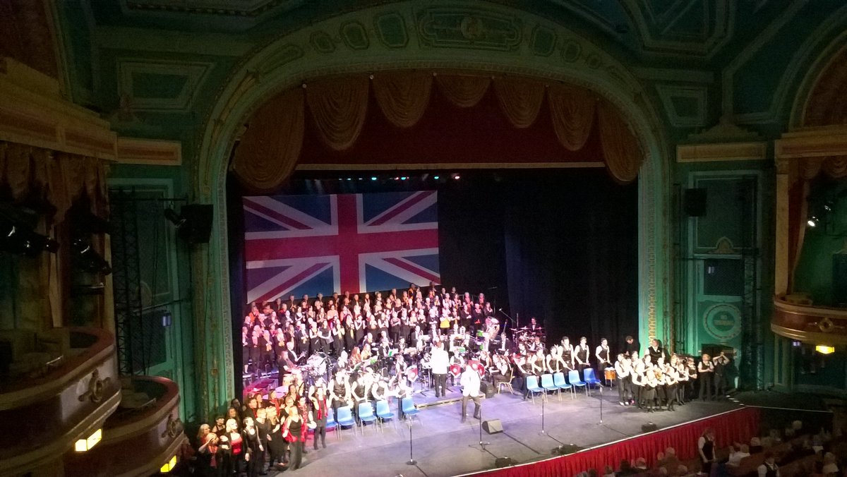 '<a href="/ChrisReesUK/">Chris Rees</a> <a href="/OckwellMichael/">Michael Ockwell</a> <a href="/ABPMarathon/">ABP Southampton Marathon</a> #Southamptonproud Great Southampton Celebrations Proms - proud to be part of such a talented city