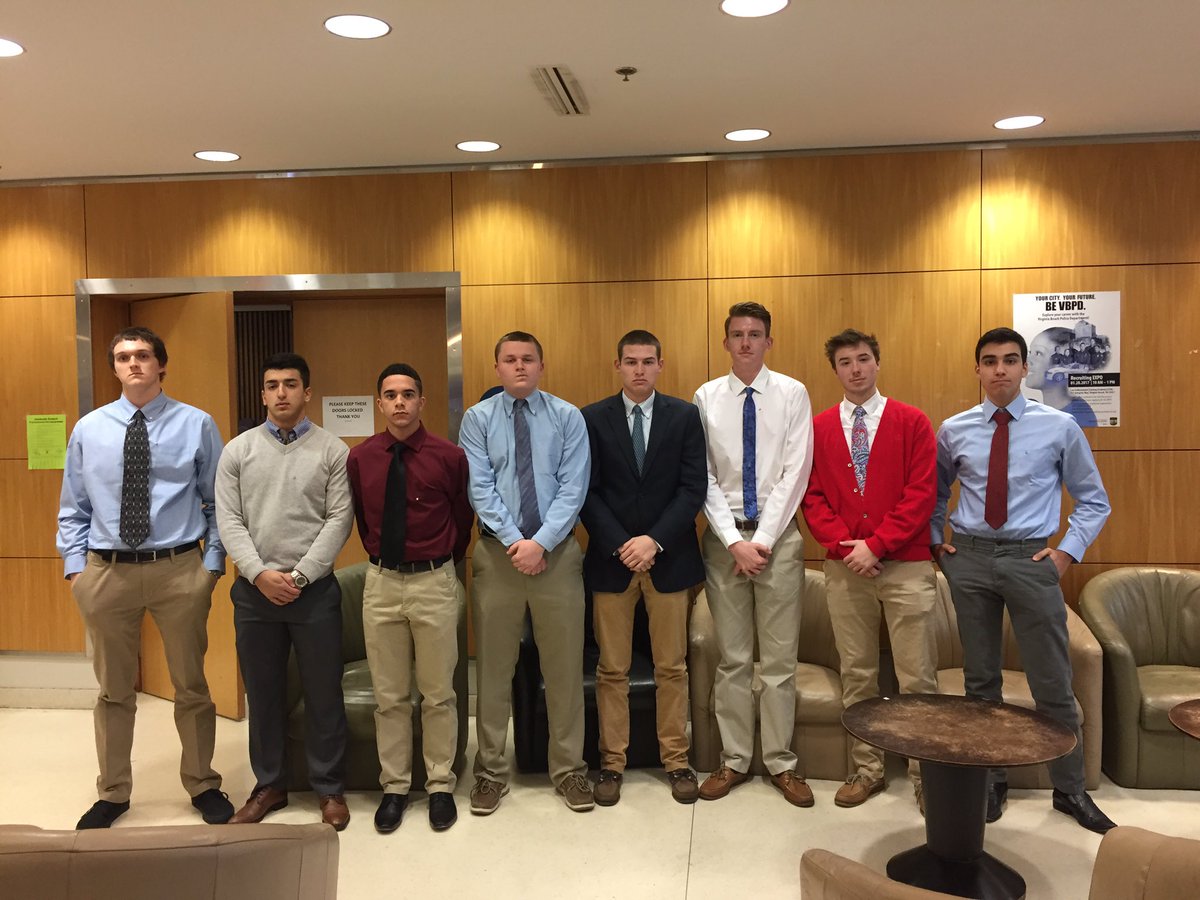 SigmaPi757's tweet photo. Congratulations to the 8 newly pinned pledges of Sigma Pi!  #OmegaClass https://t.co/skuUAmXkG3