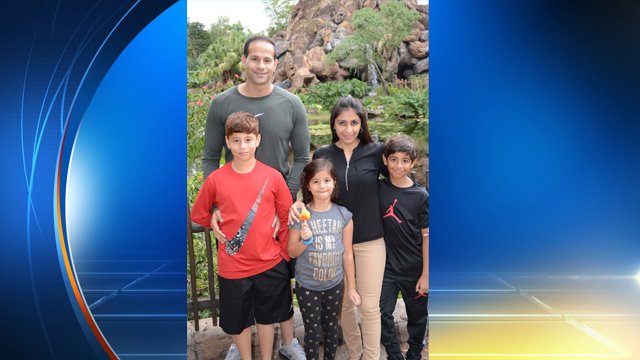 South Floridians with dual citizenship confused about Trump's travel ban bit.ly/2jk1N5o https://t.co/7os0nPbK1l