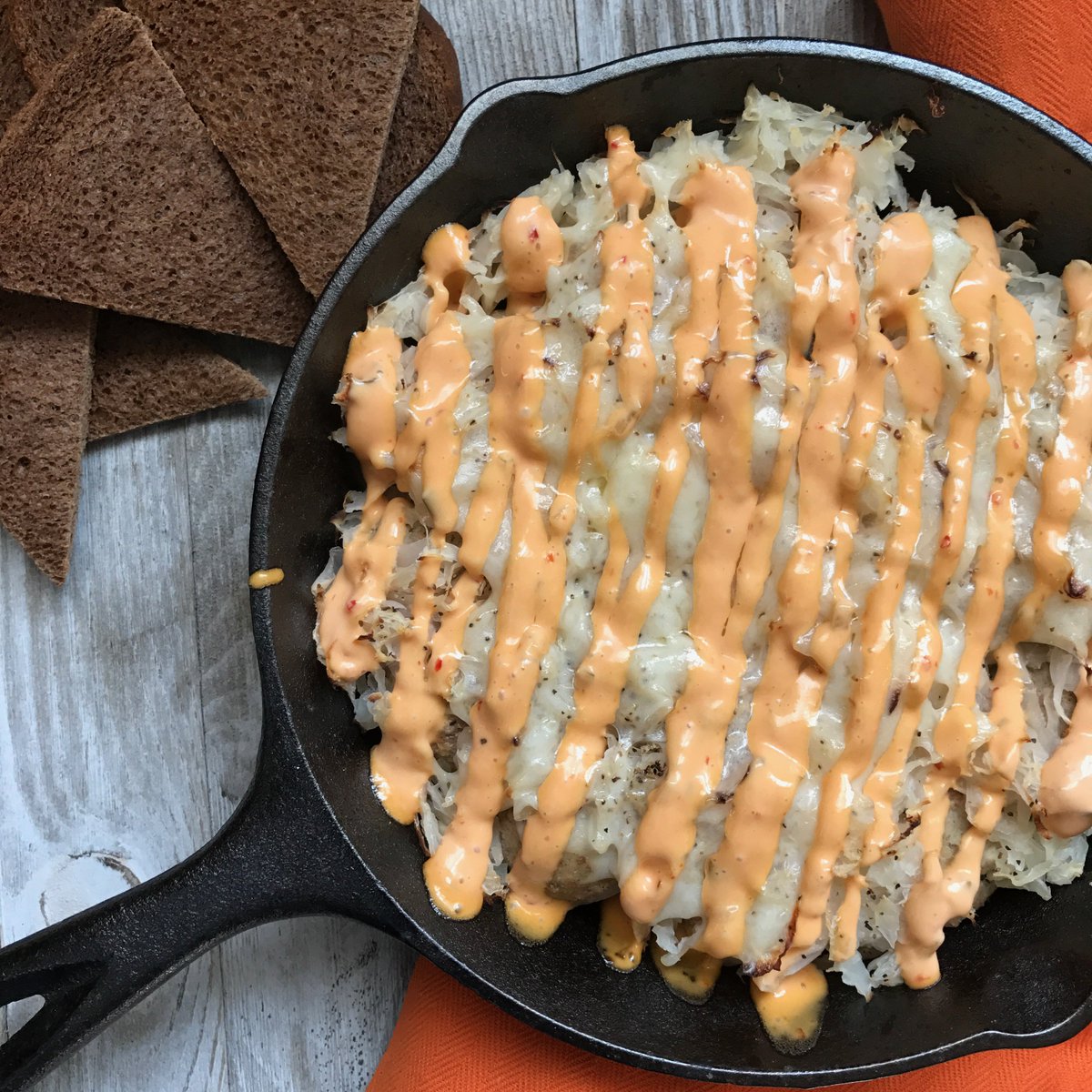 WendyCrayK's tweet image. Reuben Meatball Skillet for game day! Share your own @FarmRichSnacks creation with #HalftimeHero and you could WIN a year of snacks! #ad