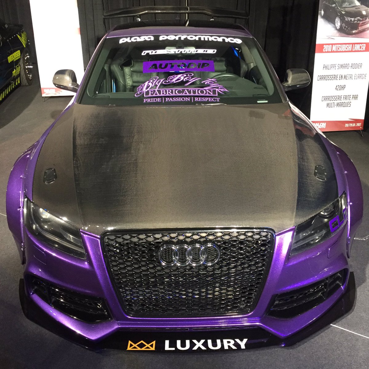 salonautomtl's tweet photo. En espérant que vous avez aimé la #zoneperformance 2017 ! #myautoshow #monsalondelauto https://t.co/JnVMEuO0Bz