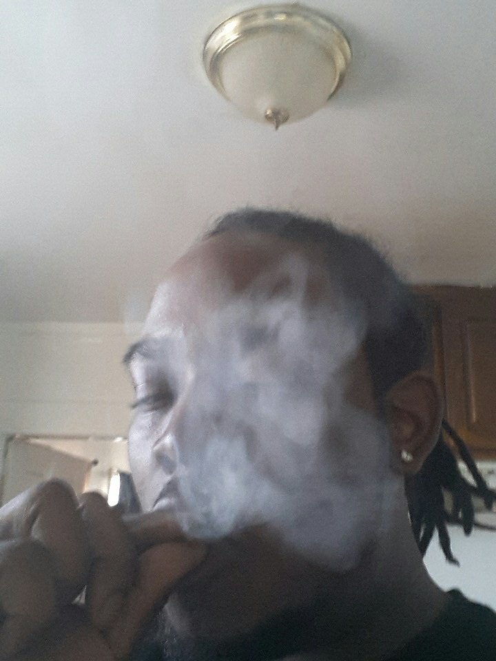 BigDillaKaDilly's tweet photo. Smoke everyday #HighTimez https://t.co/eeroyMUV7y