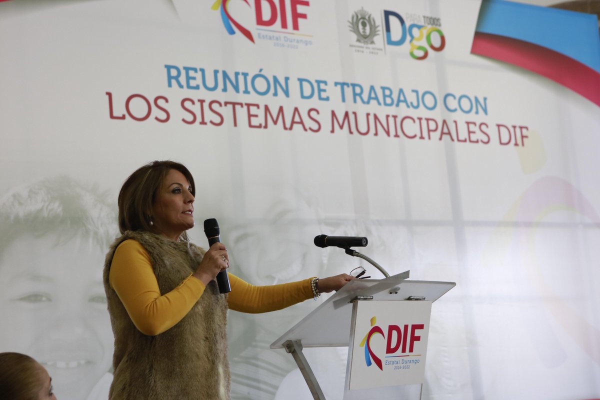 AhoraDiario's tweet image. Trabajaremos en equipo por Durango: Elvira Barrantes ahoradiario.mx/entidad/trabaj… #Durango #durango