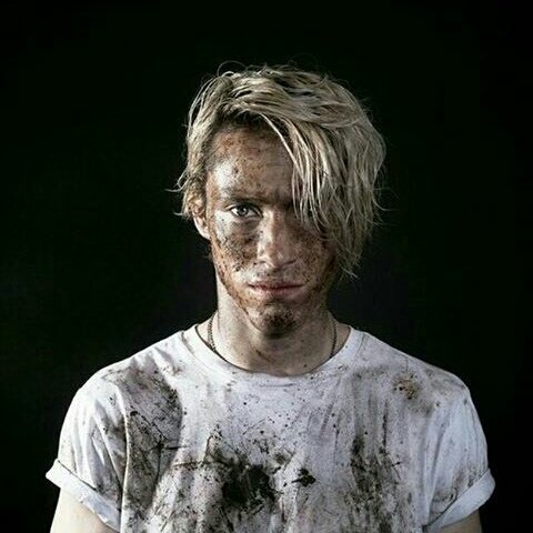 Coder_Forever34's tweet photo. #NuevaFotoDePerfil https://t.co/Za9qiUdkCI