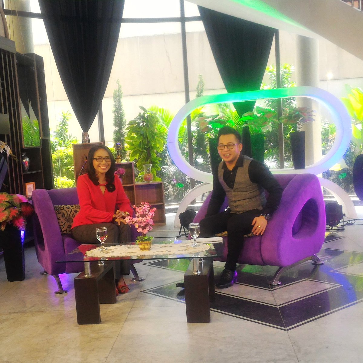 ingin mengetahui soal bisnis dengan batu akik? yuk saksikan cakrawala pagi dengan narasumber kita Willy Filosofia hanya di BiosTv