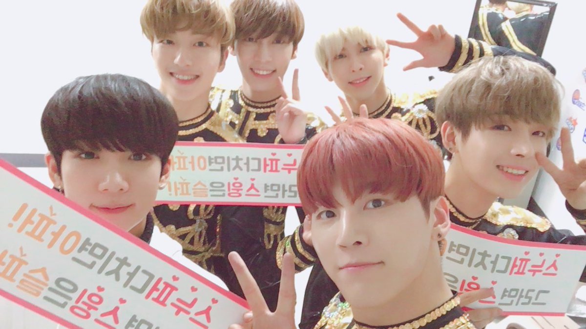 snuperofficial's tweet photo. [#스누퍼 방송알람⏰]

오후 5시 15분 스누퍼가 출연하는 MBC  2017 설 특집
아육대가 방송됩니다. 
스누퍼의 멋진 에어로빅과 달리기 장면 놓치면 슬퍼 T_T 

#SNUPER 
#MBC #설특집 #아육대 #에어로빅 #60m달리기 https://t.co/T5b2RpNZnU
