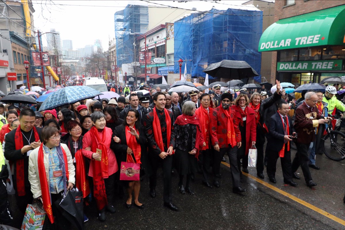 JustinTrudeau's tweet image. A little rain couldn't dampen today's Chinese New Year Parade in Vancouver - thanks to everyone who came out to celebrate.