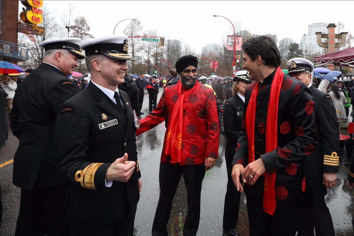 JustinTrudeau's tweet image. A little rain couldn't dampen today's Chinese New Year Parade in Vancouver - thanks to everyone who came out to celebrate.