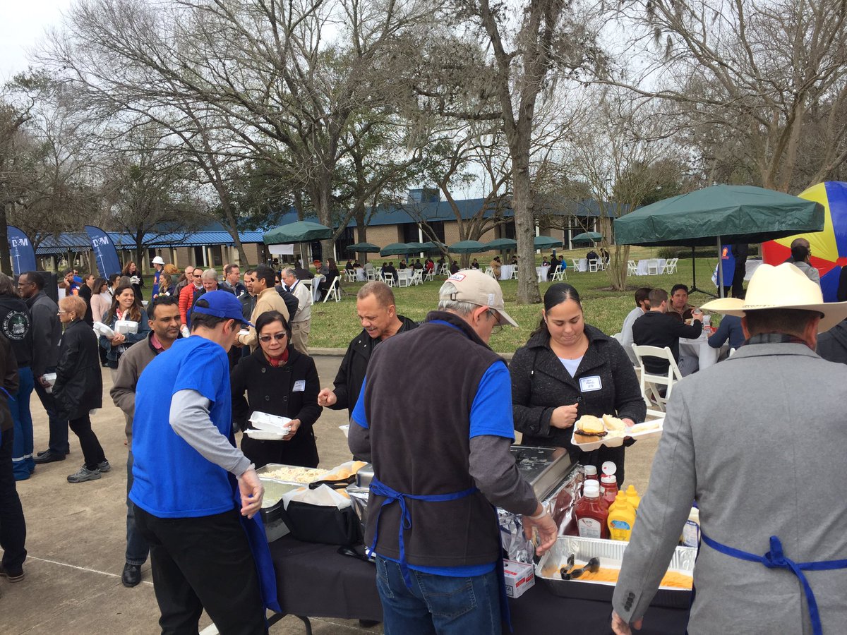 Had a great event flipping burgers and raising money for United Way of Houston! <a href="/UnitedWay/">United Way</a> #charity #unitedway unitedwayhouston.org