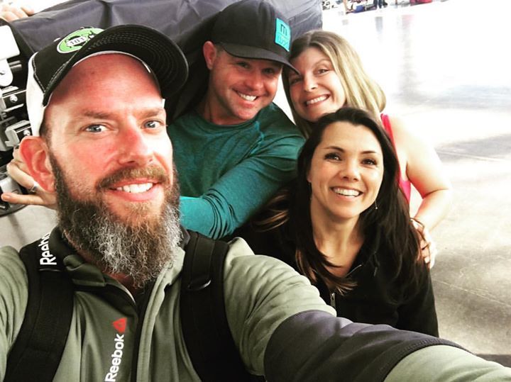 yogawithdebbie's tweet photo. All smiles hanging with my @mobilitywod crew at #NorCalMasters comp! @suppleleopard @megegarvey @tjsgyms #Mwod #SFC⦠https://t.co/0jbO3PZFDJ