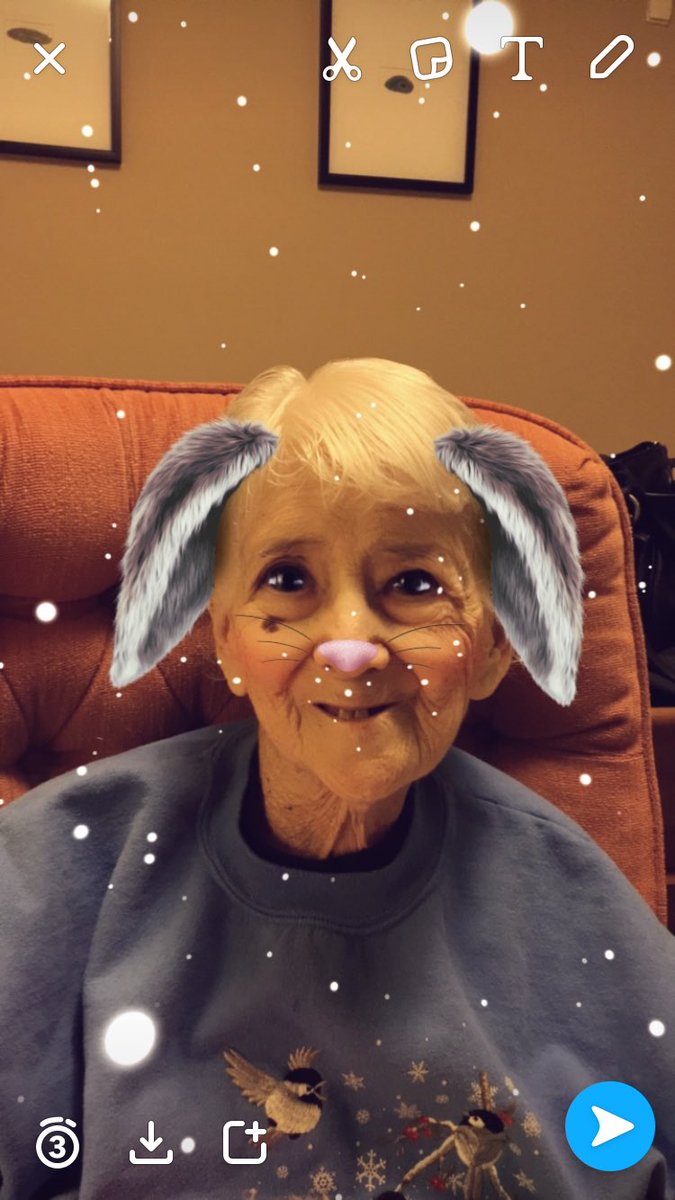 lyssv97's tweet photo. my great grandma is so cute 💓 https://t.co/FRE7ASdRJ6