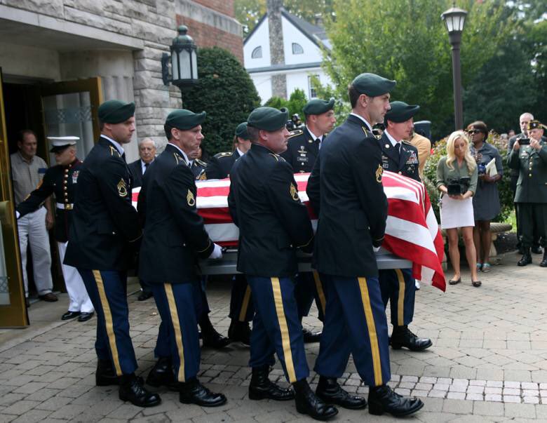 op_hawkeye's tweet photo. NJ βΎοΈ teams needed 4 #STRIKEFORCEΒ to honor heroes like #GreenBeret #TimothyMcGill & support the @SOFWarriorFnd: https://t.co/Uaj93aCOTQπΊπΈ https://t.co/xOLrtSG1Yu