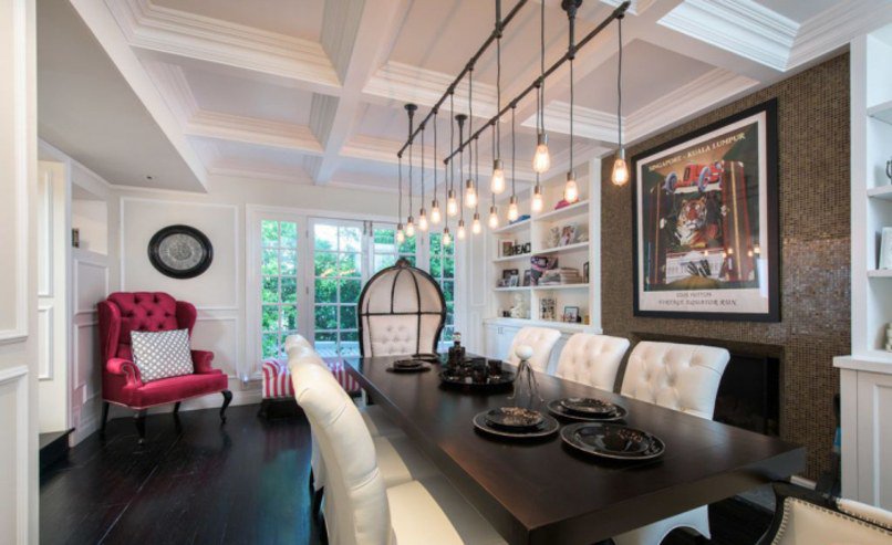 DesignerREstate's tweet image. Beautiful 1930s #French style home in #LA! With 3 bedrooms, 3.5 bathrooms, and 3,085 sqft! List Price: $2.7 million
#California #realestate