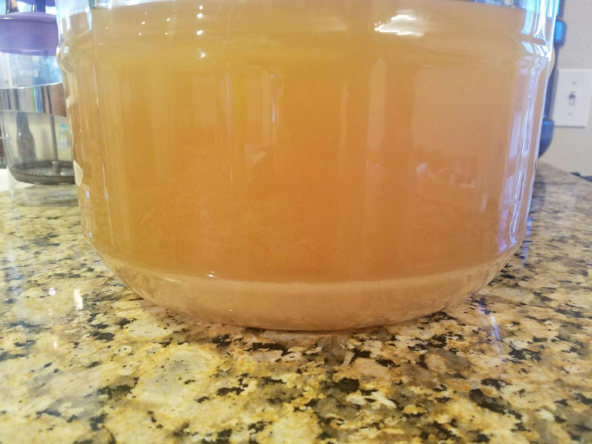 CannaBrew's tweet photo. We present to you, for your enjoyment, the CCA - Colorado Cannabis Ale. 
#CannaBrewCO #CannaBrew 
Your IPA ain't got nothing on this... https://t.co/9lUnBx3KI5