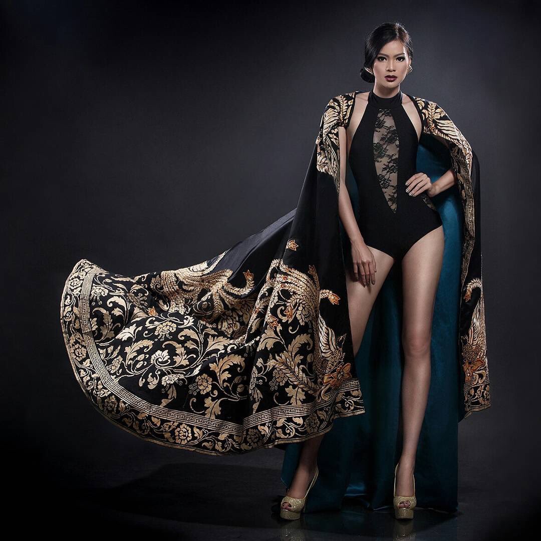 aMrazing's tweet photo. Wah Kezia masuk top 13. You can vote for her too. Retweet this tweet or tweet with #MissUniverse #Indonesia. Let's hope our saint seiya win! https://t.co/cS5nRQEt1n