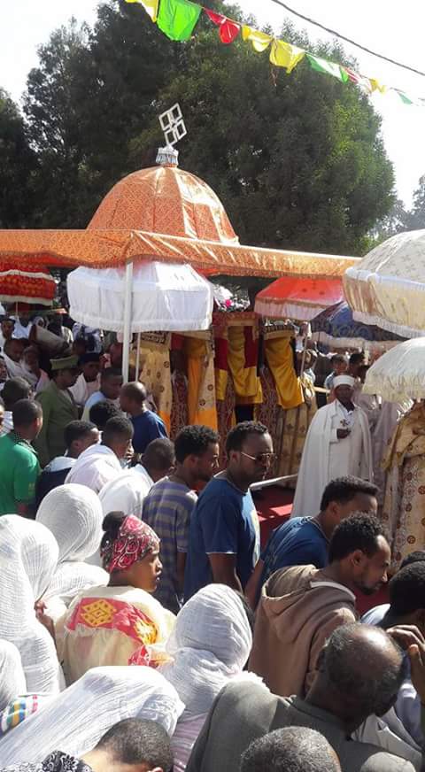 KEmebate's tweet photo. Yetewahido ljoch leAmetu beselan befikir betena ekifi digifi Adirga #Weladite_Amilak tadirsachihu!
   +++AMEN AMEN AMEN+++ https://t.co/ElOrmRohex