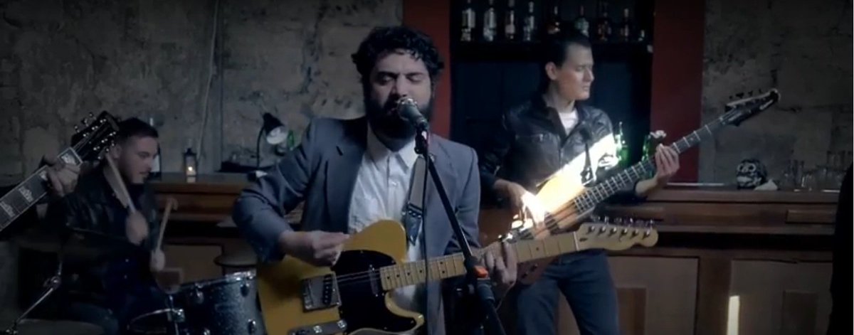 ExaDurango's tweet photo. AL AIRE @Edgar_Deras!!!... en este momento en @ExaDurango suena @MannequinMx - Caminando al reves... PONTE ROCK'N EXA 101.3 Durango! https://t.co/5LZNbS3pBo