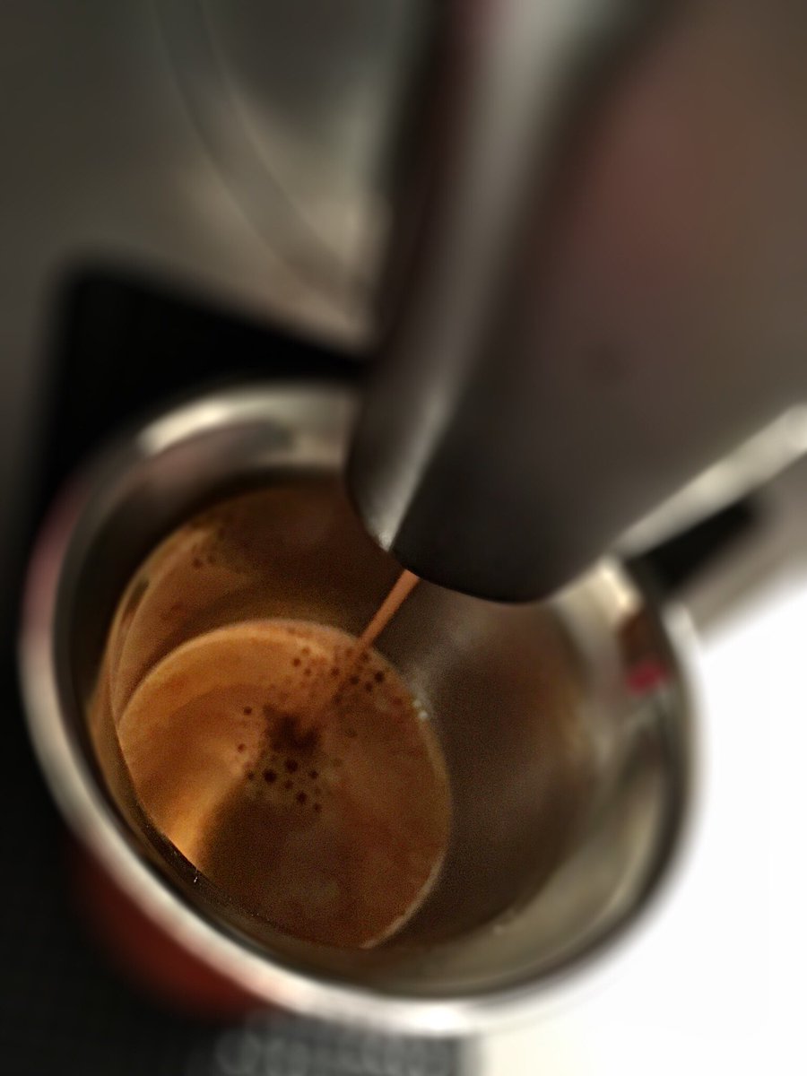 jonmac666's tweet photo. Guten Morgen…der Montags #Kaffe ist ein #Arpeggio von @Nespresso einen guten Start in die neue Woche wünsche ich…😁 https://t.co/XzjiuCeYM2