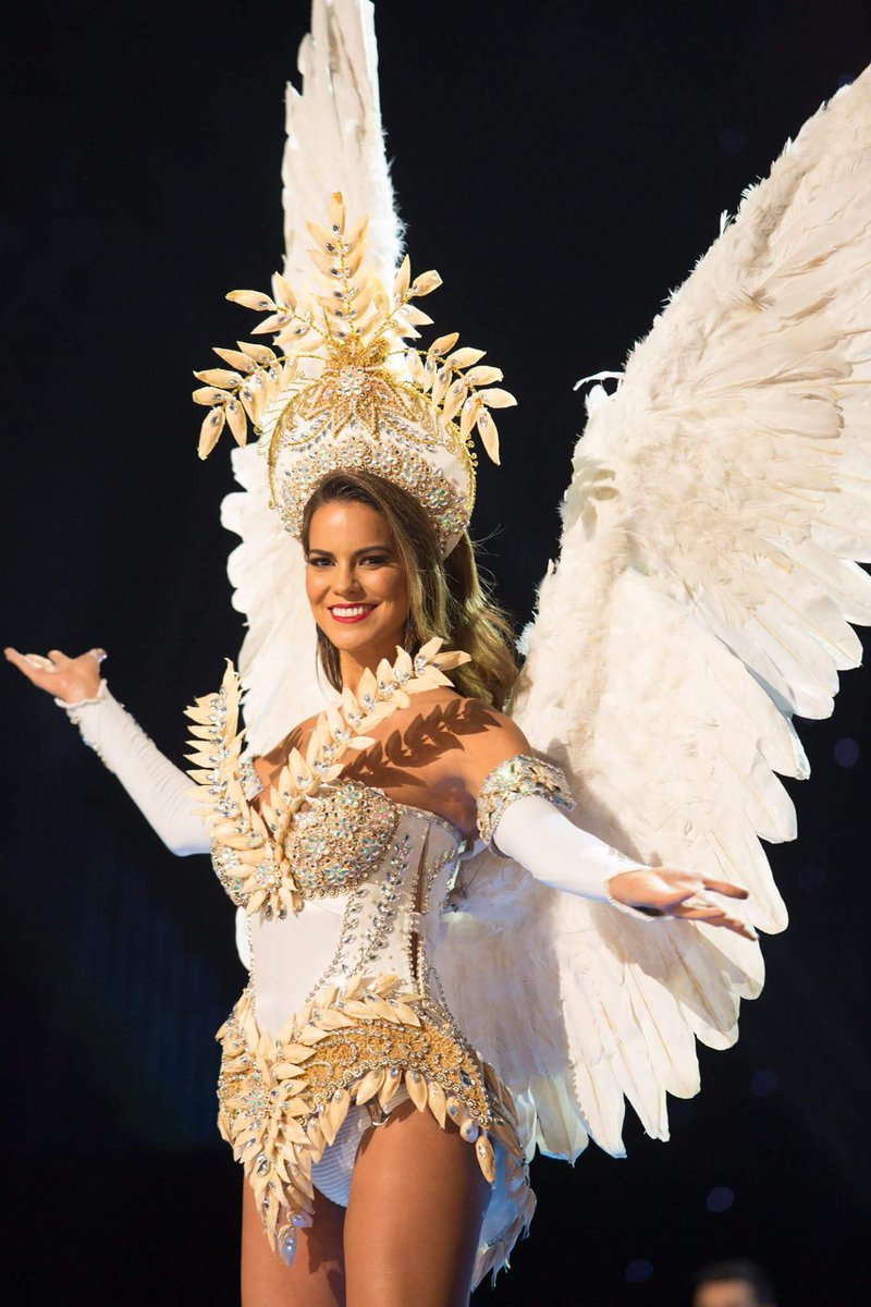 YauriCarolina's tweet image. #MissPeru ¡Vamos a votar, vamos Perú! 🇵🇪👑 #MissUniverse #Peru #MissPeru #valeriapiazza