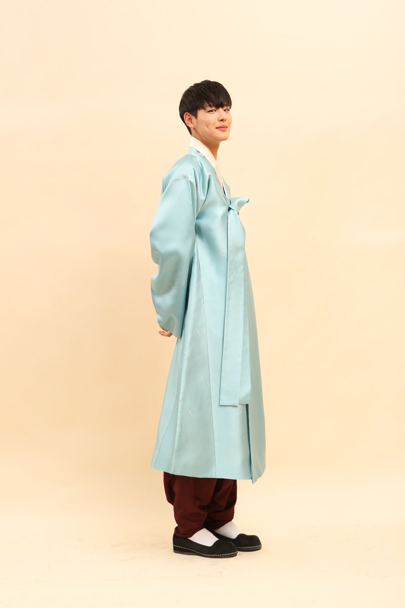 [#플랜에이] #병찬이의_편지💌

여러분 즐거운 설 잘 지내시고 계신가요?! 
이제 얼마 남지않은 연휴 재밌게 보내시고,
맛있는거 많이드시고, 
항상 조심히! ㅎㅎ 
지금까지 병찬이었습니다^^

#PlanA #빅톤 #VICTON #최병찬 #병찬