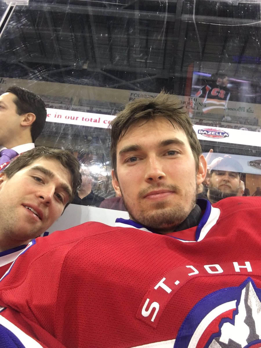 CharlieLindgren35 tweet media