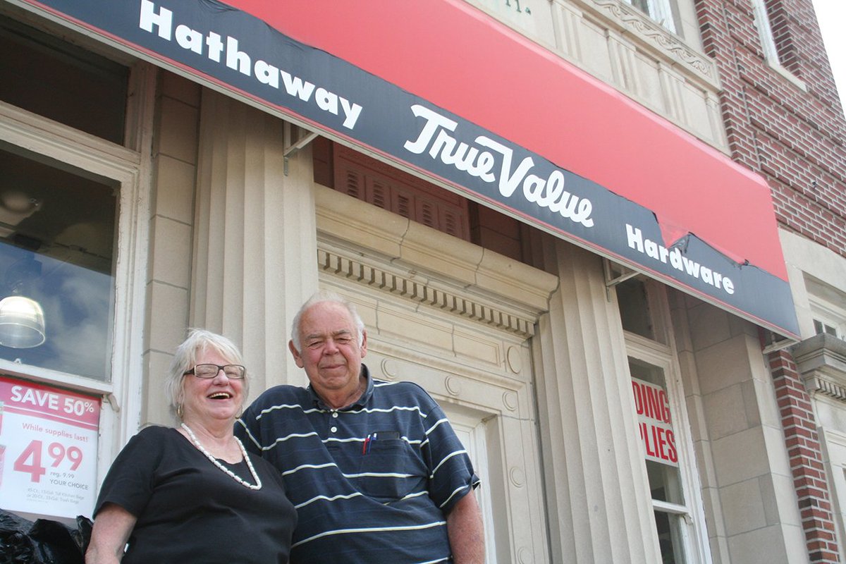 galvanews's tweet photo. Jack and Mary Hathaway, who both died this past year, are this year's Friends of the Chamber honorees by Galva Chamber of Commerce. Neat! https://t.co/Frv5xxvQ7x