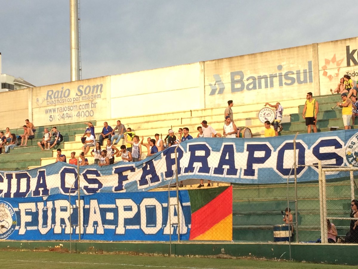 Osfarrapos1913's tweet photo. São José 0 x 0 cruzeiro #primeirarodada #gauchao2017 https://t.co/LFI7YGFpiM