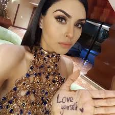 julio07031986's tweet photo. Peace and luv!! #MissuniverseTNT #Mexico #MissUniverse https://t.co/3WP0DLoKU6