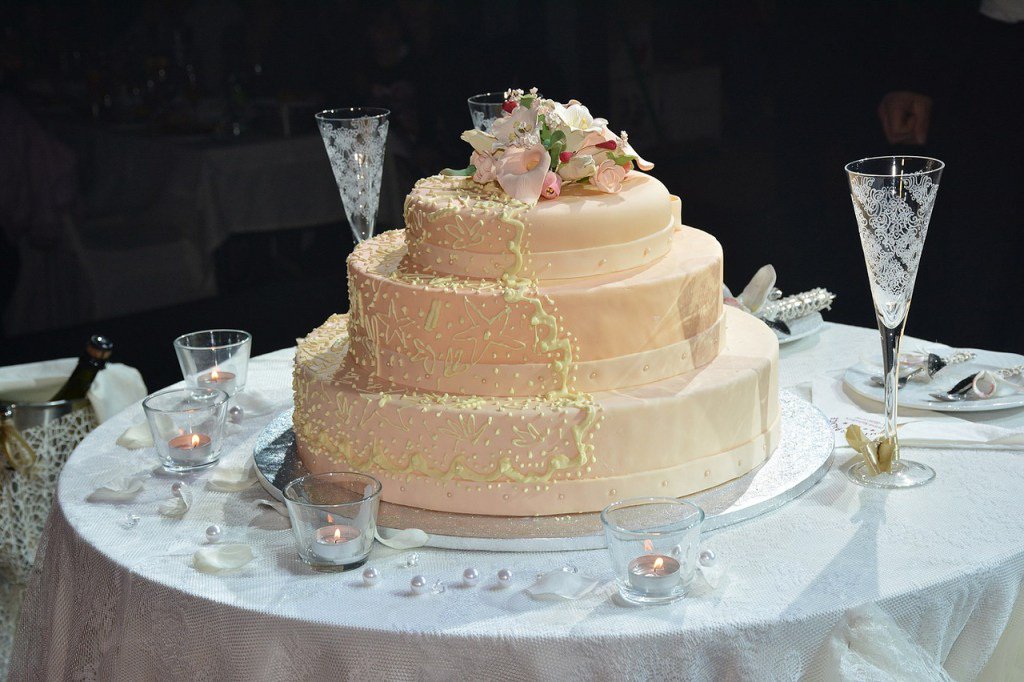 IDoRunners's tweet photo. Planning a Second (or Later) Wedding https://t.co/ITDkldoFkq https://t.co/7Ubq3y95nY