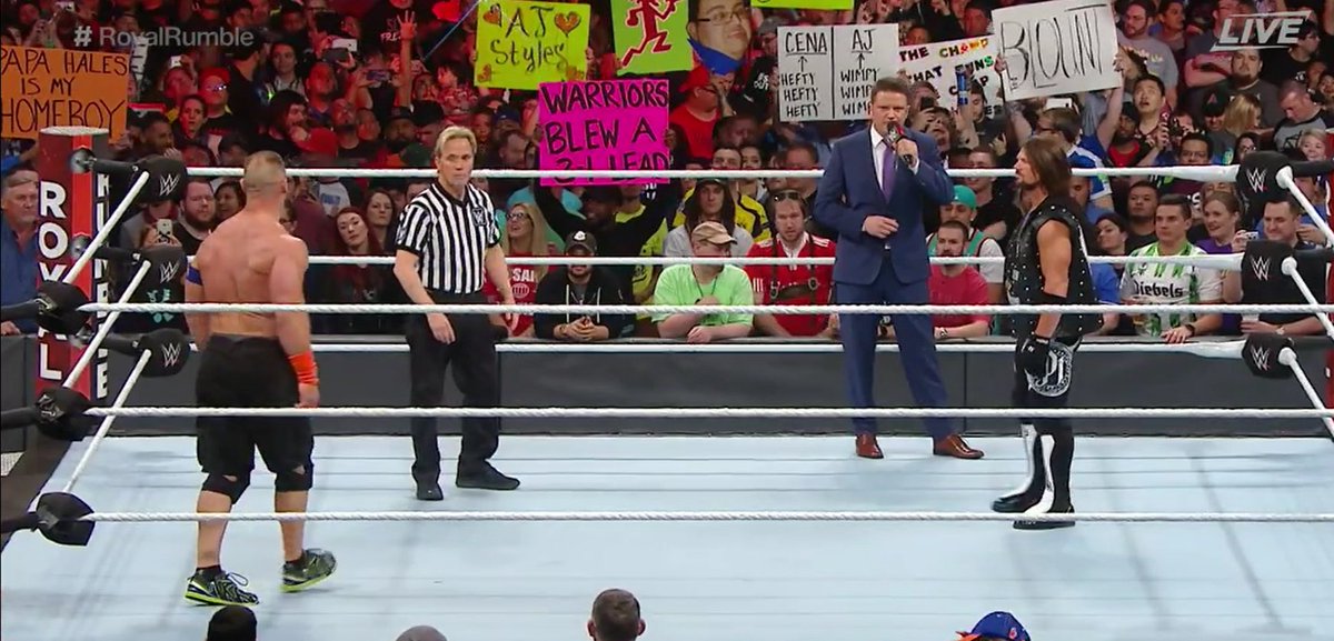 FOWRadio's tweet photo. A Papa Hales sign in the arena at the #RoyalRumble! #AllHale https://t.co/vEK1MXWKiN