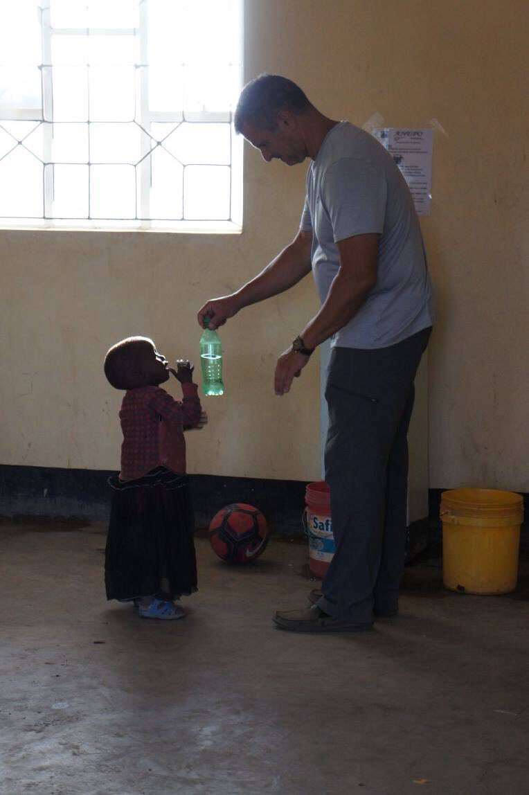 johnbongiorno's tweet photo. #lovelookslikenatasha
Giving clean water to the little ones!#worldserve and #globalangels! https://t.co/5PzhmguHOS